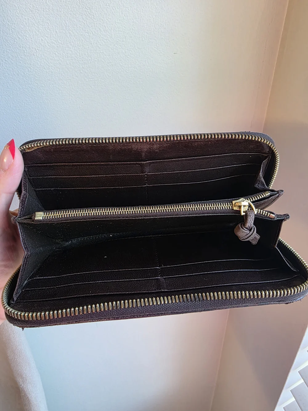 Bottega Veneta Brown Intrecciato Weave Large Zip Wallet - Good Condition!